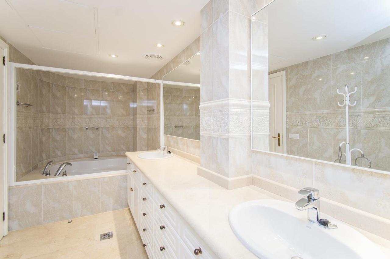 Seafront Ap Acuario Apartment Port de Pollença Ngoại thất bức ảnh